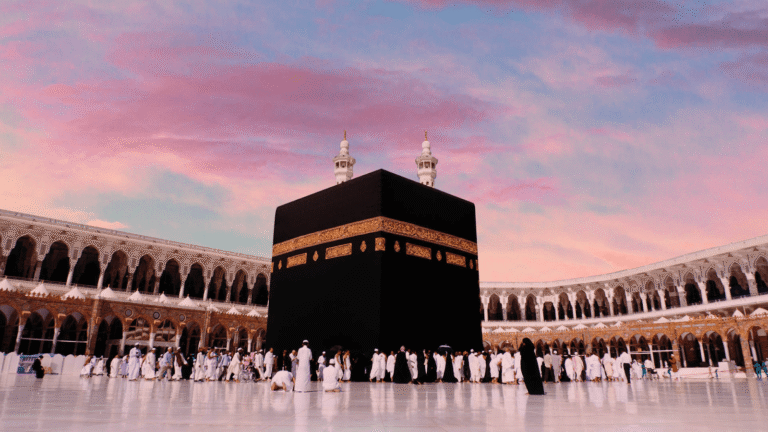 A Pilgrim’s Guide to the Historic Mosques of Madinah